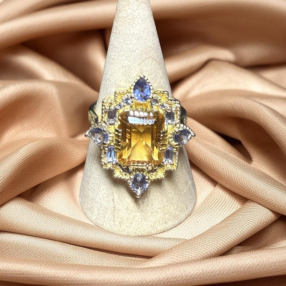 Elegant 18k Gold Vermeil over 925 sterling silver Genuine Madeira Cytrine ring